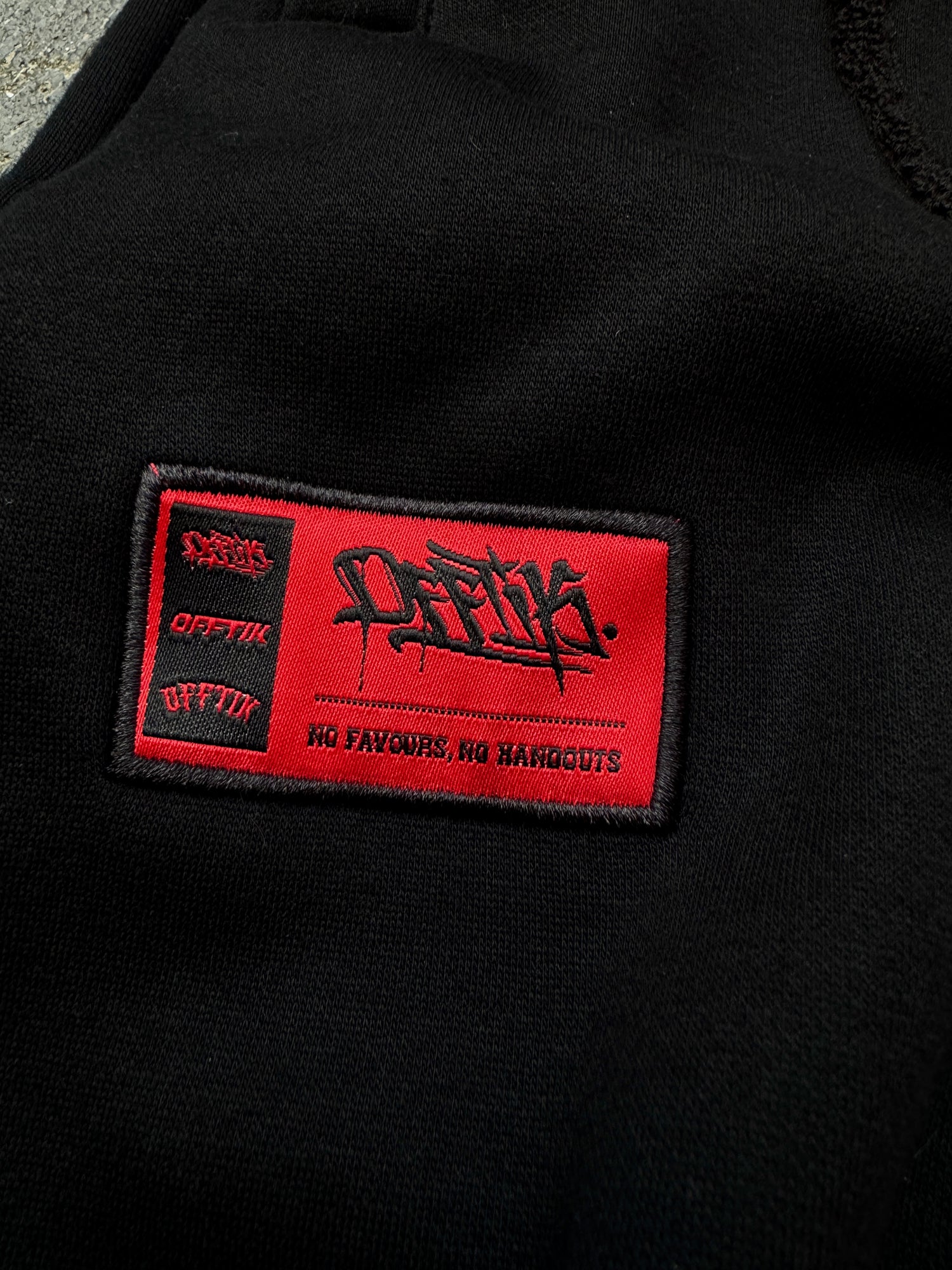 Core Logo Trackies Black/Black