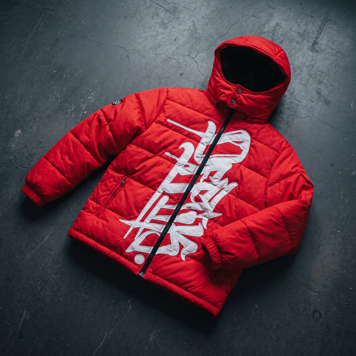 Signature Puffer Jacket Red/White