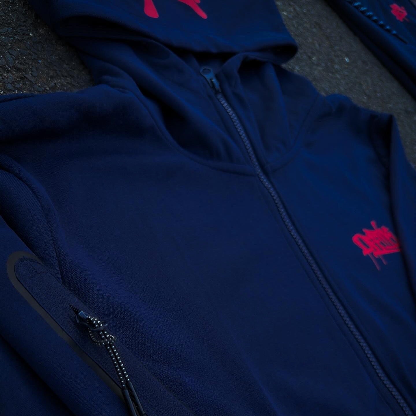 Vapor Tek Zip Up - Navy/Red