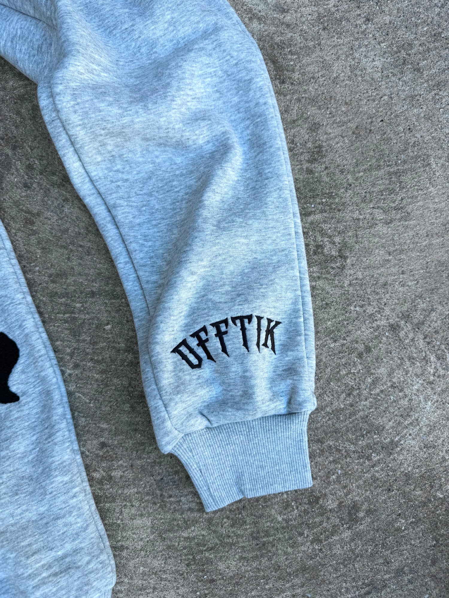 Signature Trackies Grey/Black