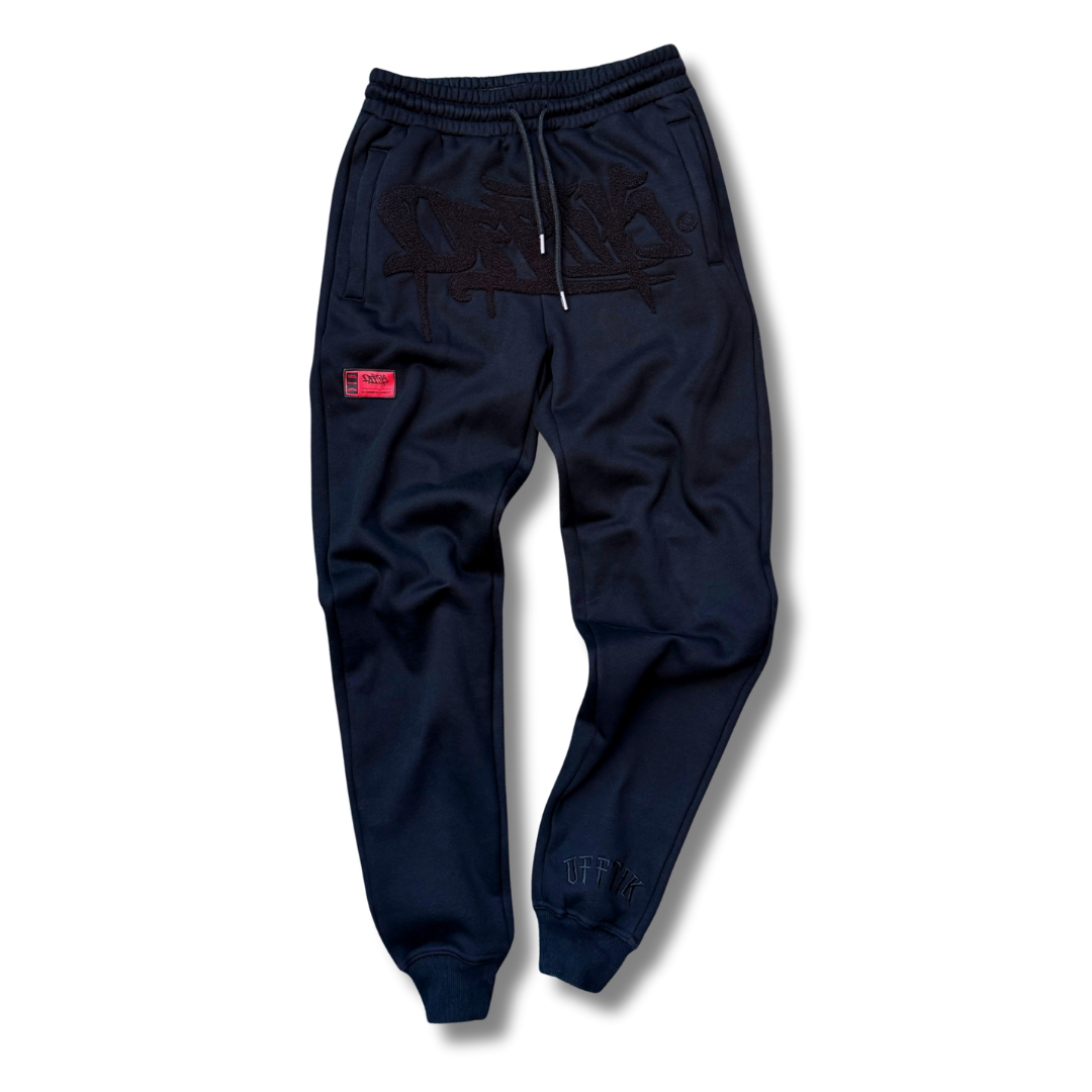 Signature Trackies Black/Black