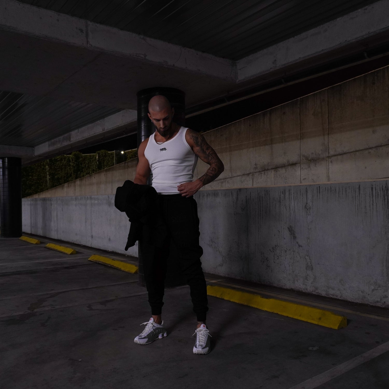 Signtaure Ribbed Singlet Black