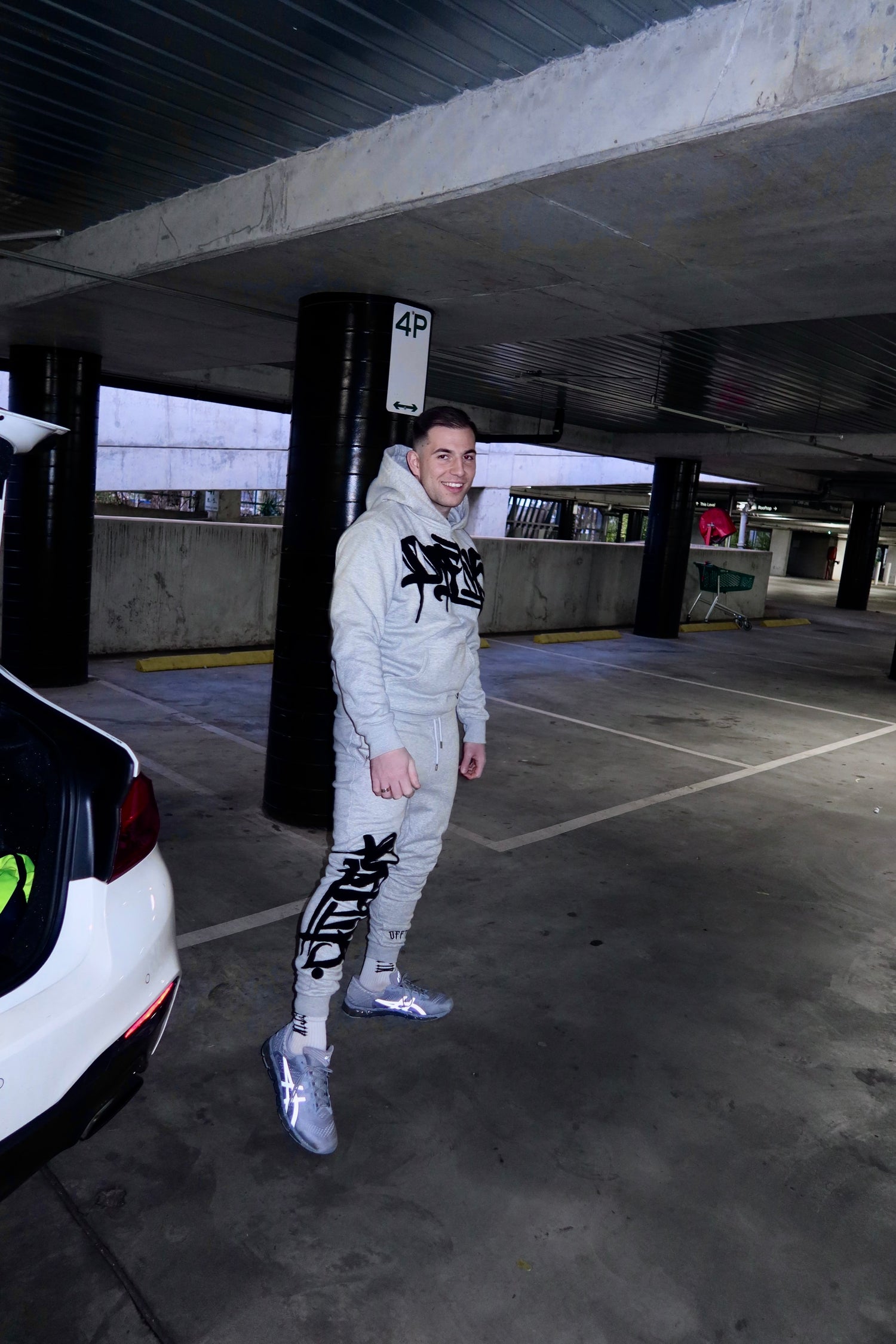 Signature Trackies Grey/Black