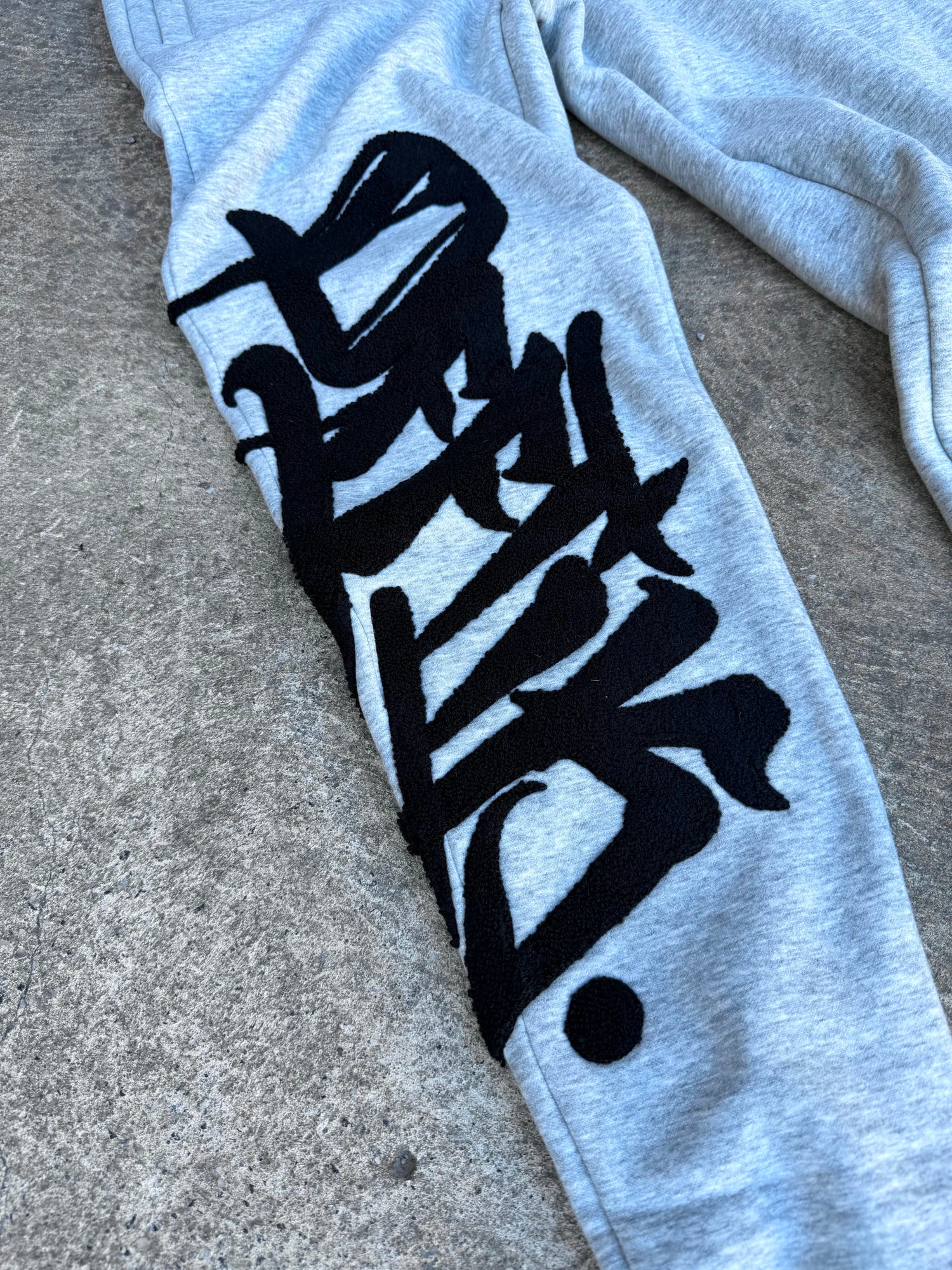 Signature Trackies Grey/Black