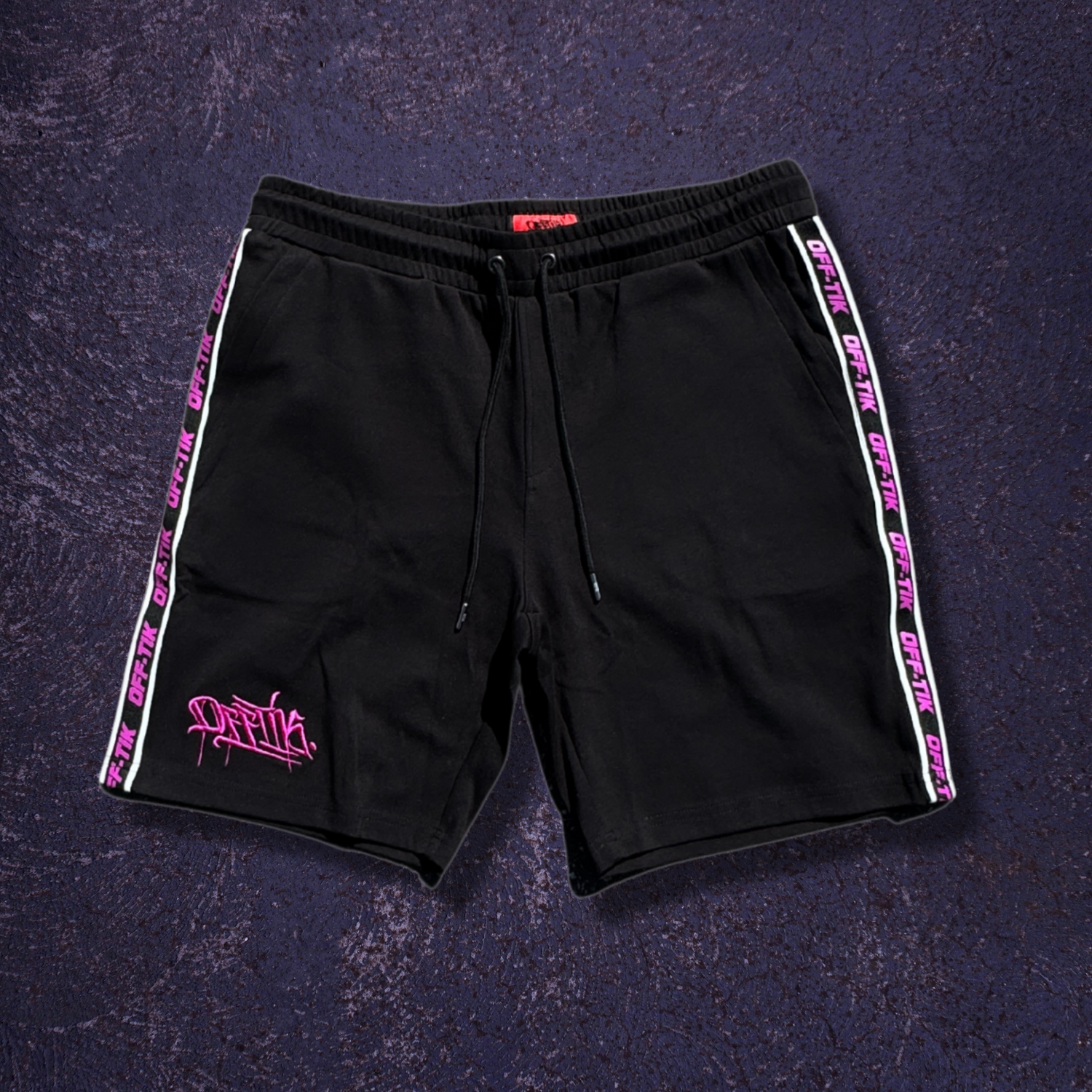 Signature Shorts - Black/Pink