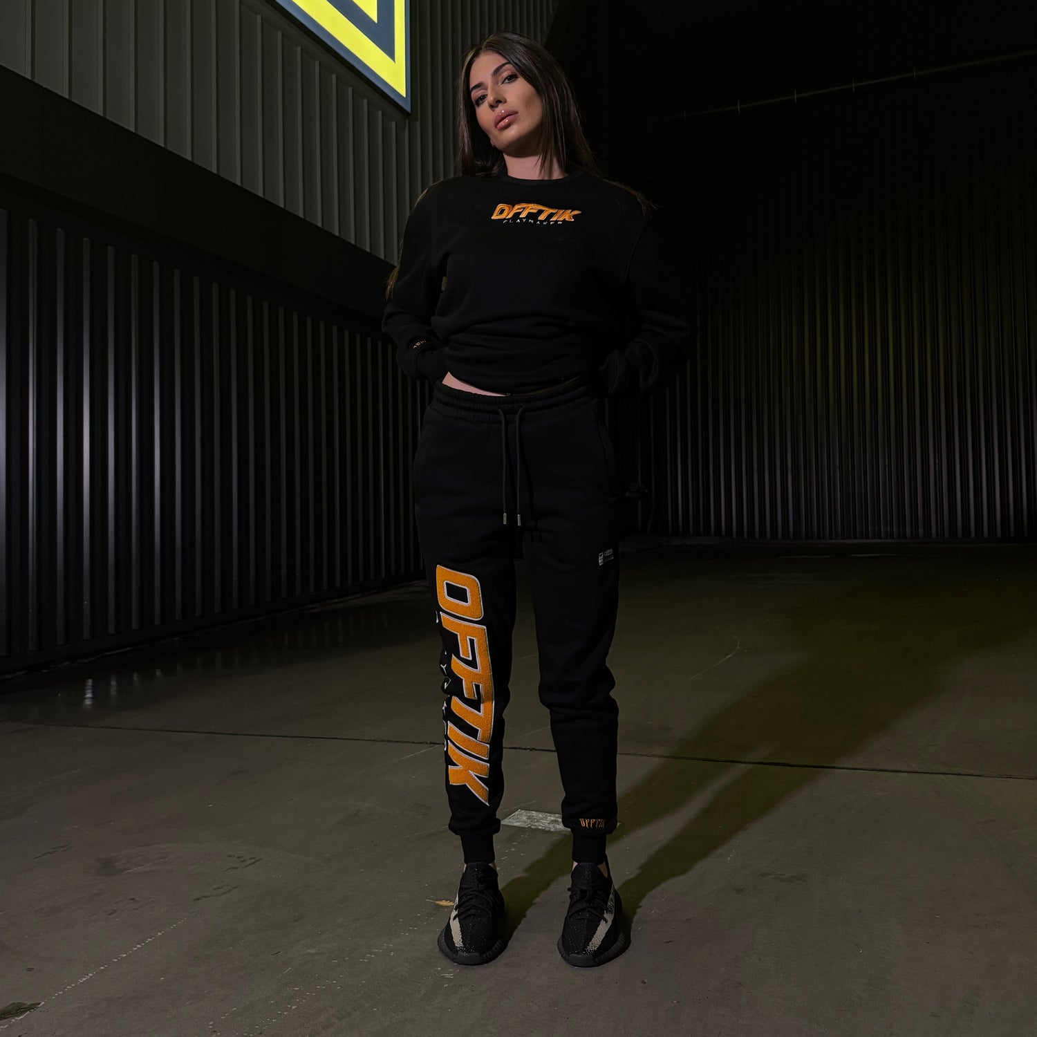 Playmaker Trackies Blk/Orange