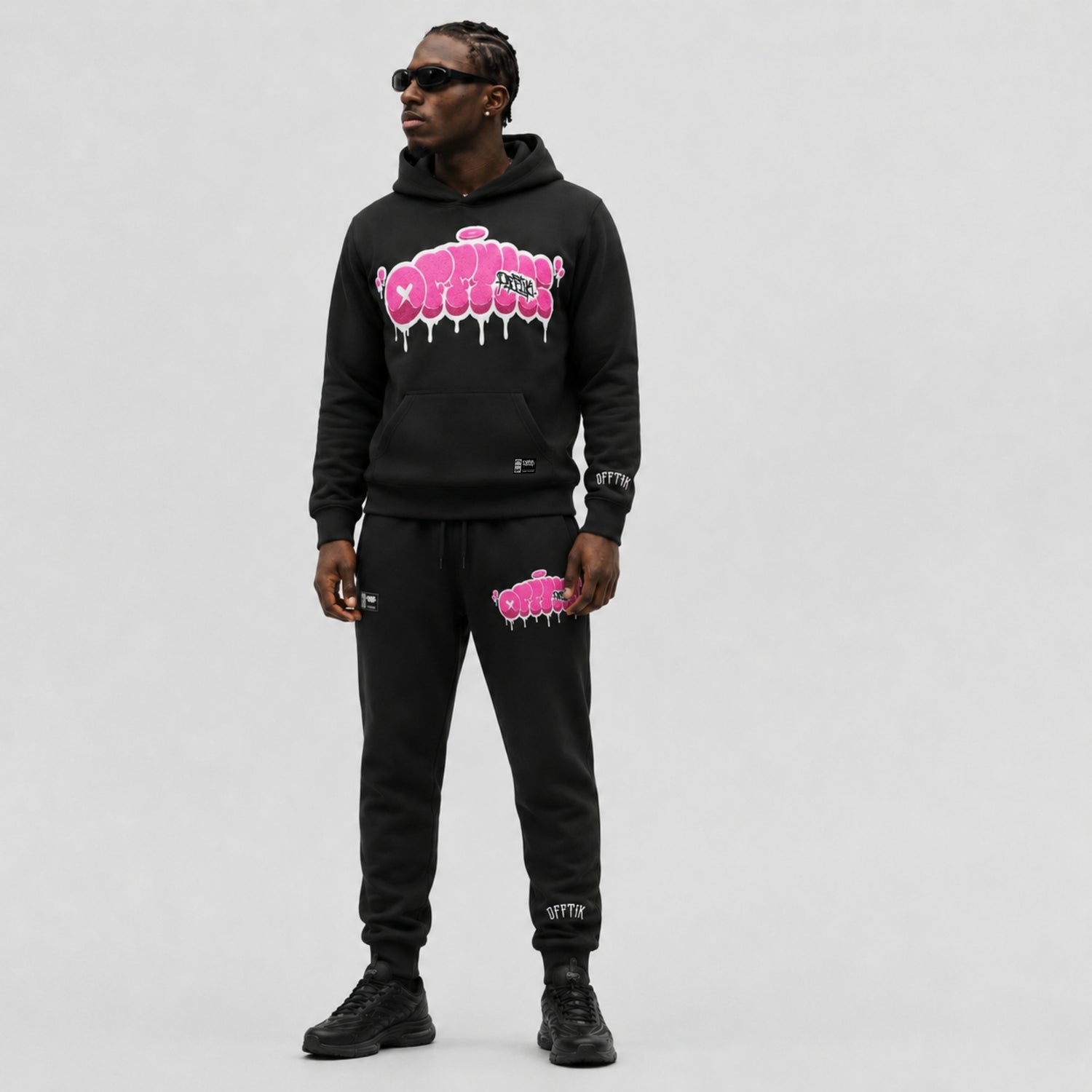 Throwy Hoodie Black/Pink