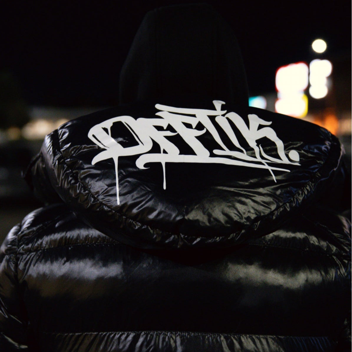 Signature Puffer Jacket - Black