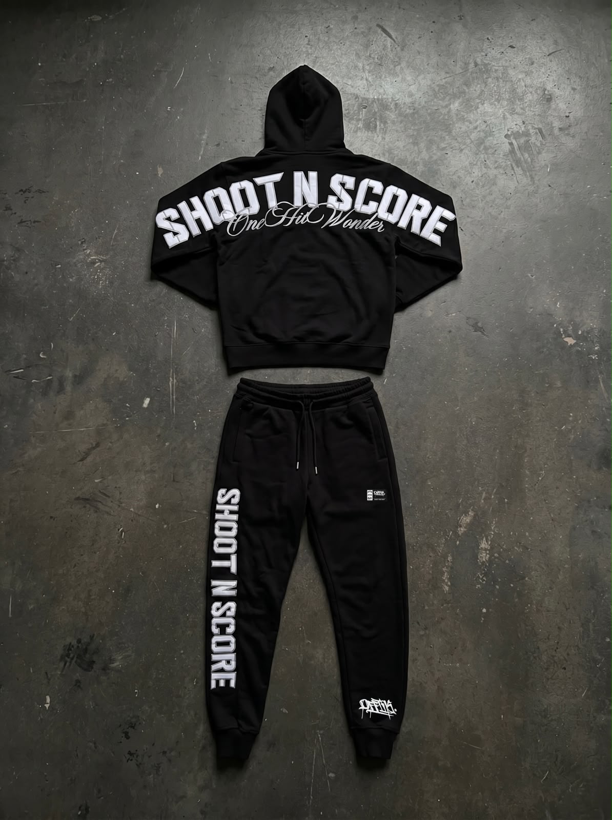 Shoot 'N' Score Trackies Black/White