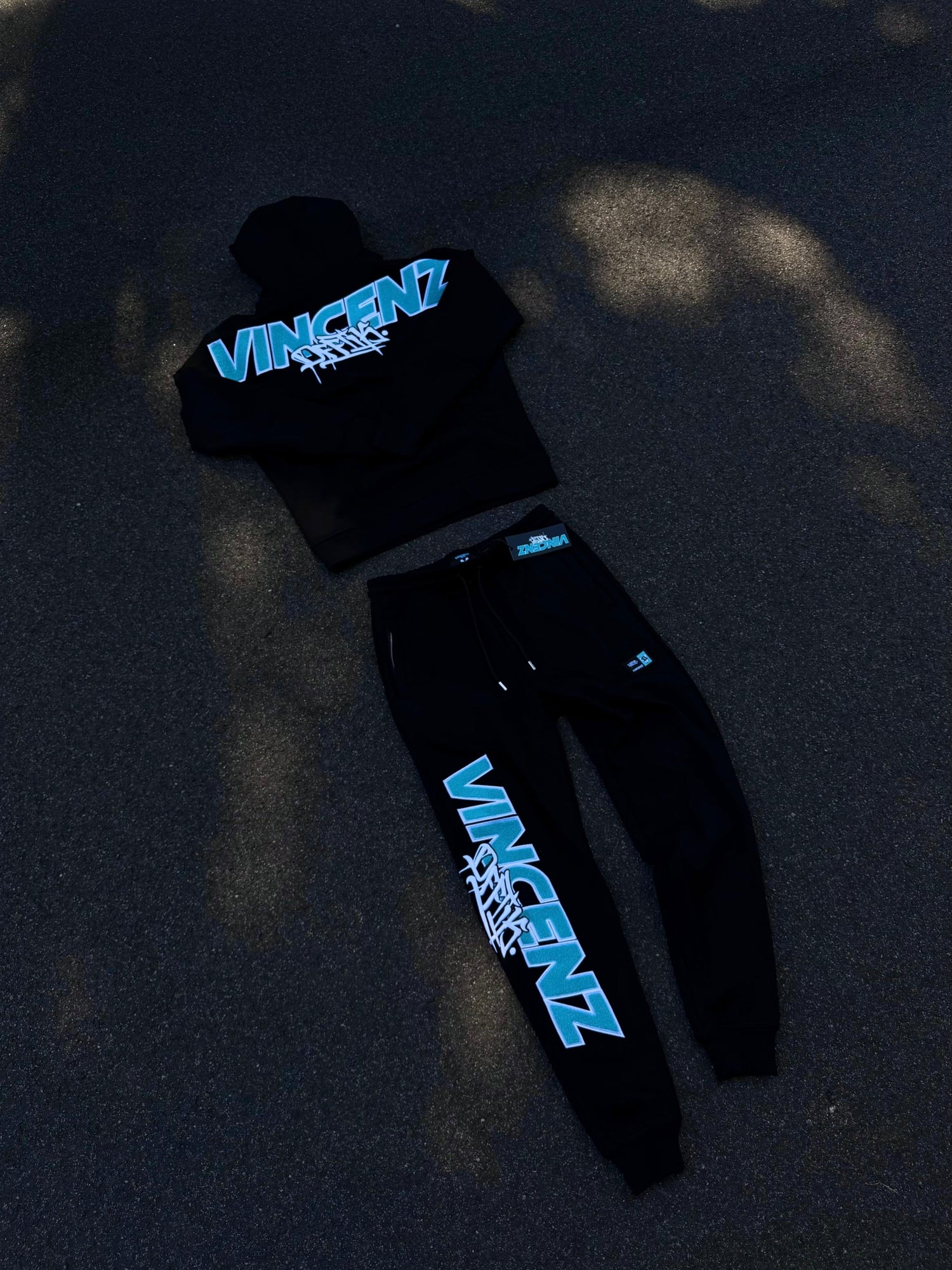 VINCENZ TRACKIES