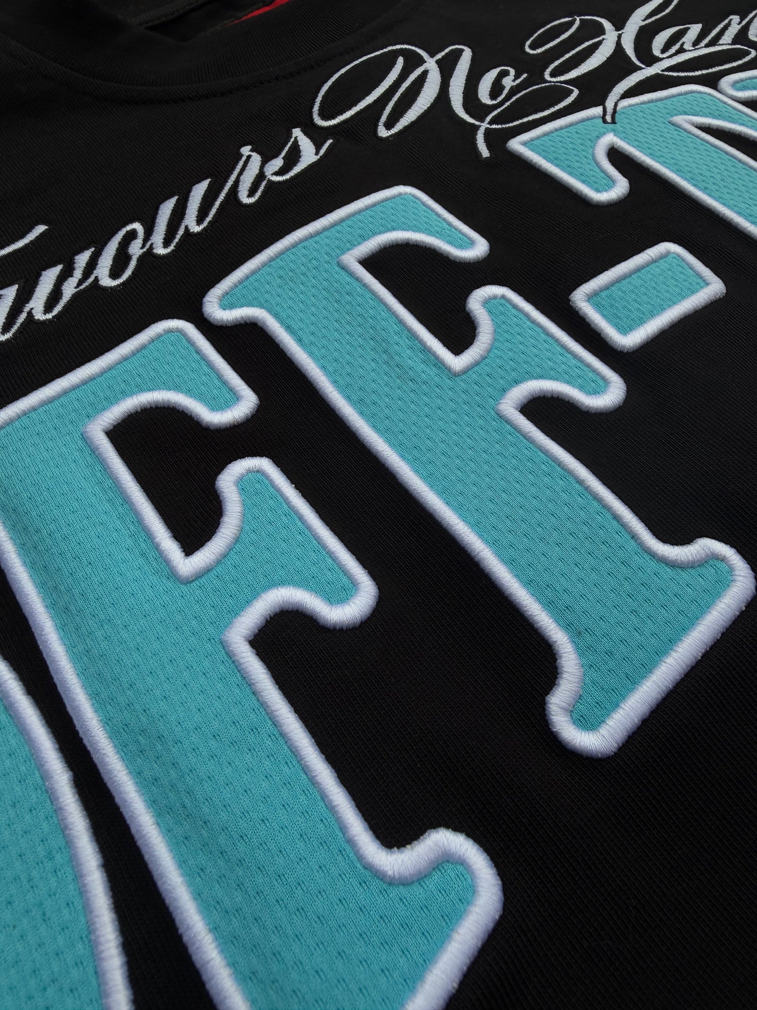 Oversized Script Tee Black/Aqua