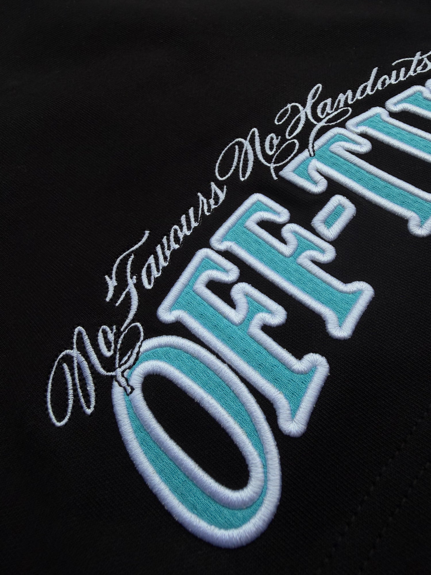 Oversized Shorts Black/Aqua