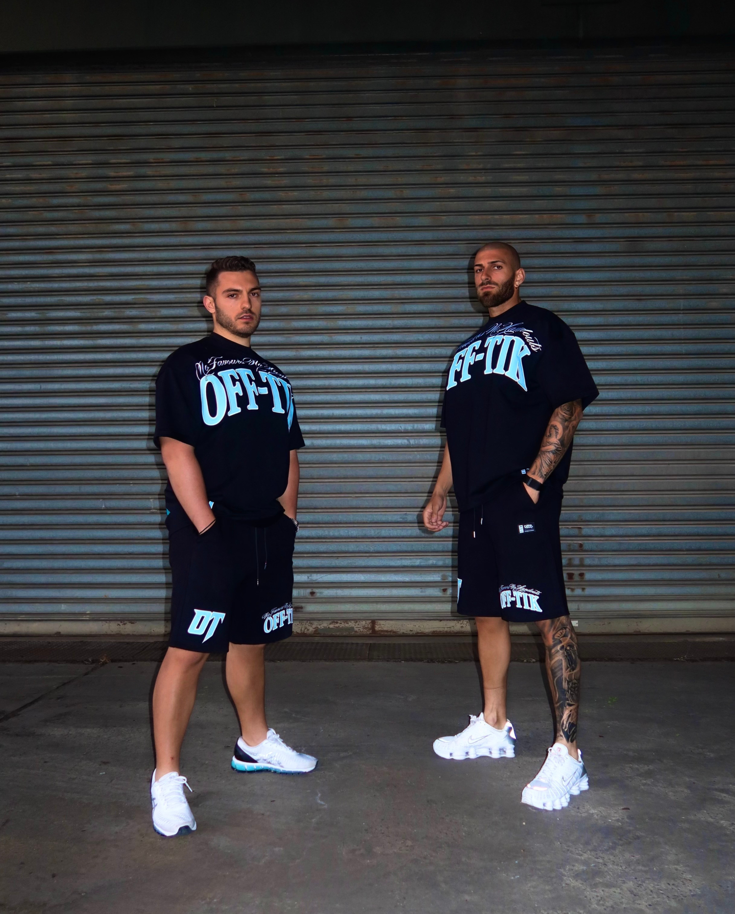 Oversized Script Tee Black/Aqua