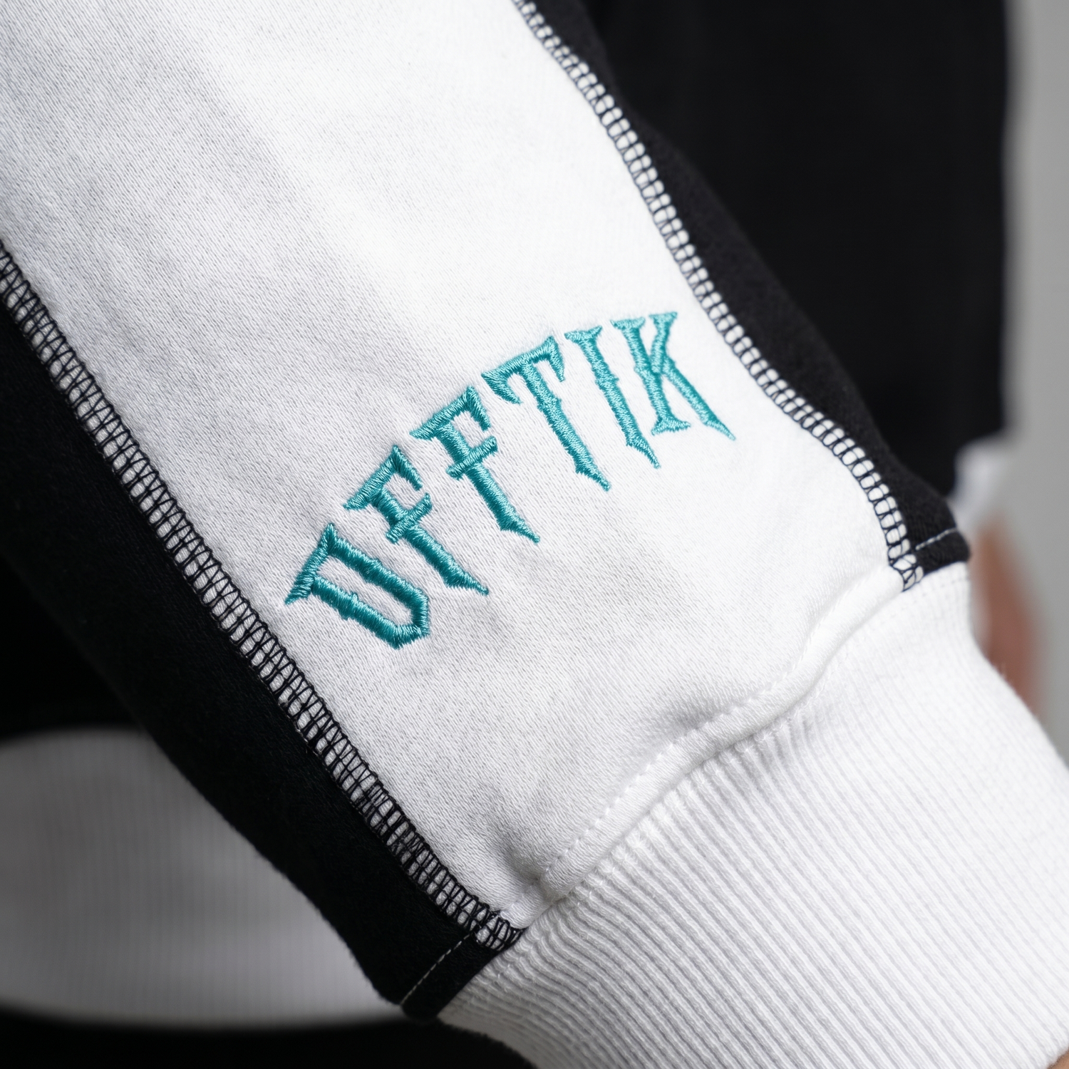 Two-Tone Hoodie Black/Aqua